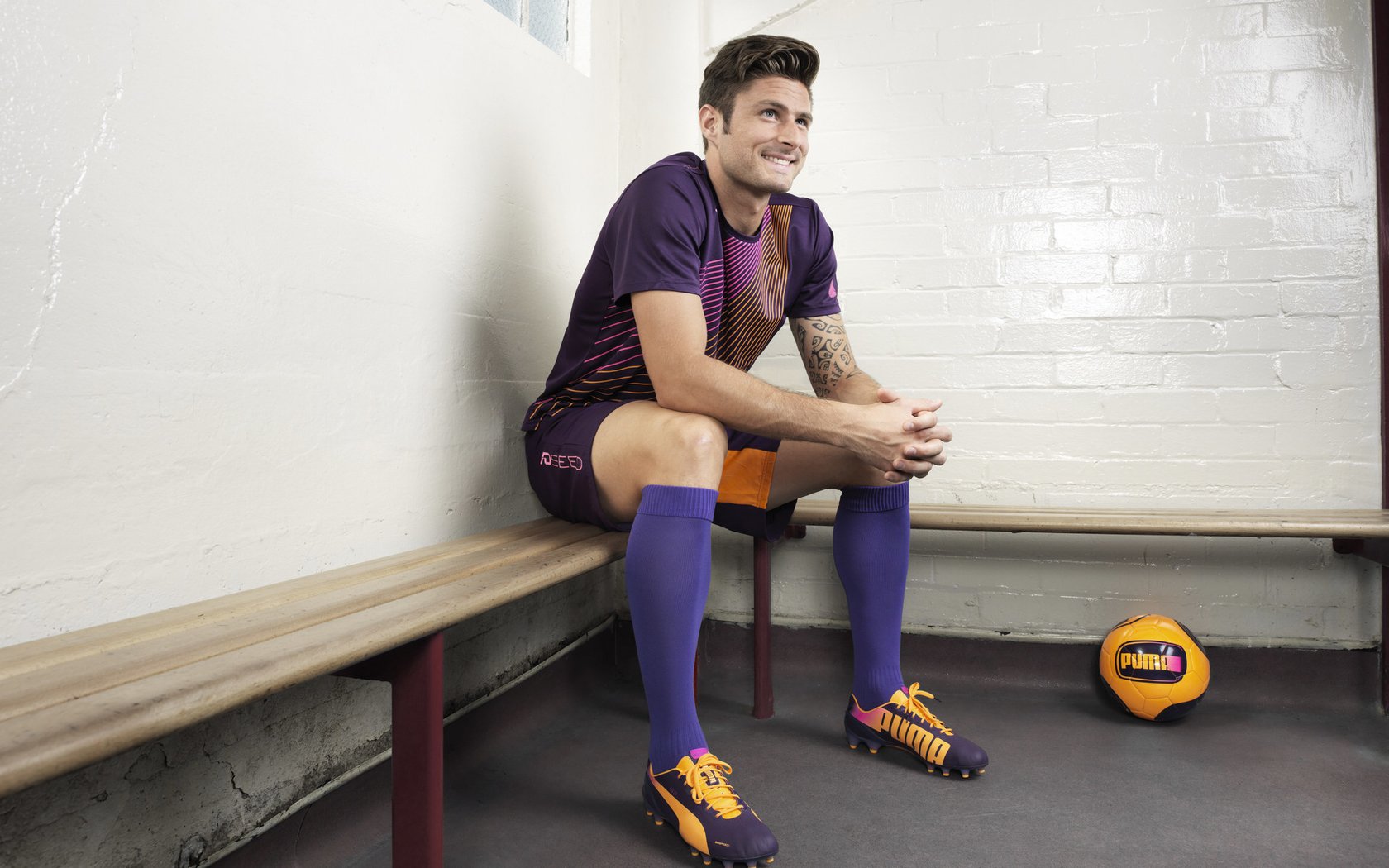 kering.com-法甲新秀崛起：未来领袖大展身手！，法甲新logo